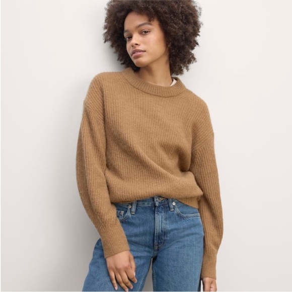 Everlane the Alpaca Crew Neck Sweater in Warm Taupe S - Picture 1 of 8